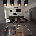 Summer Breeze By Guide Apartament