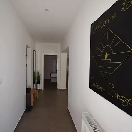 Summer Breeze By Guide