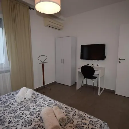 Summer Breeze By Guide