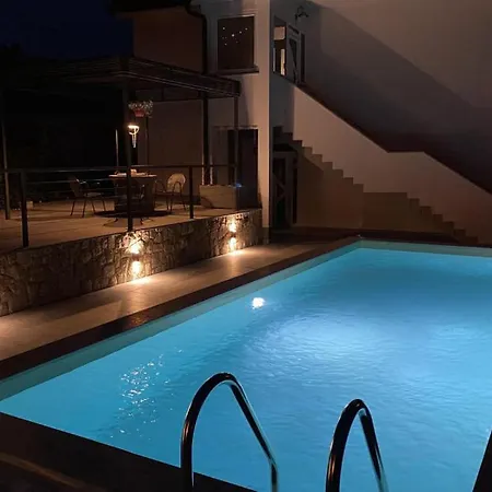 Summer Breeze By Guide アパート *