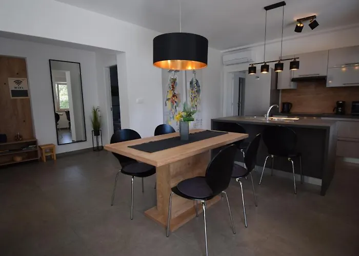 Summer Breeze By Guide Ičići